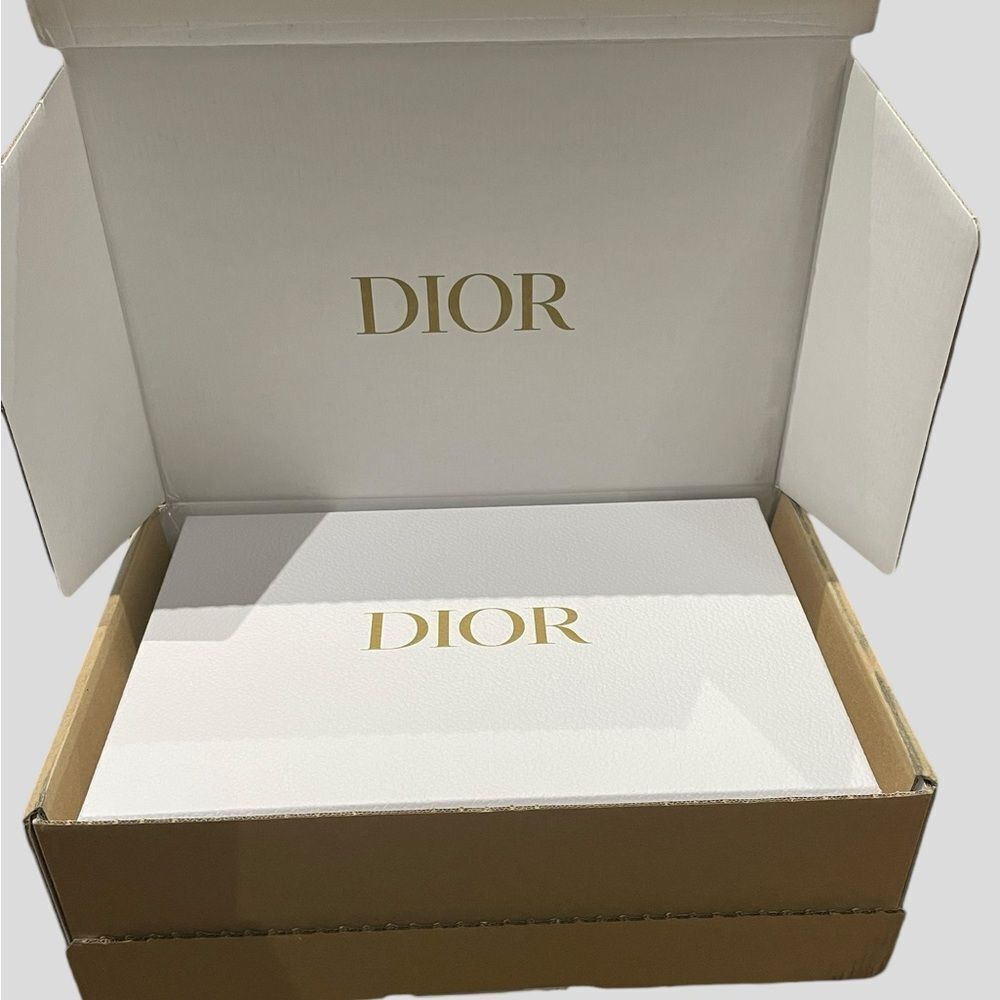 DIOR Gift Box Bundle Ribbon Box Card Tissue Paper NEW - Picture 9 of 10
